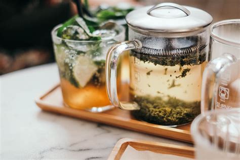 How to Make Cannabis Tea: Healthy Recipes for DIY Cannabis-Infused Tea - Thrillist