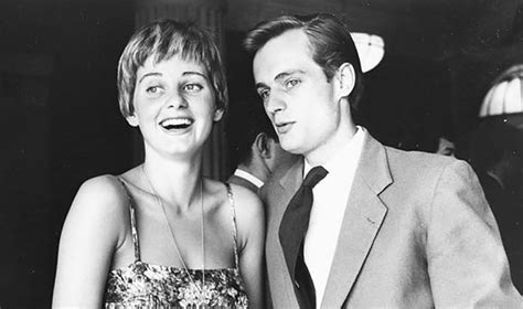 David McCallum Wife: Is NCIS Ducky Star Married in Real Life ...