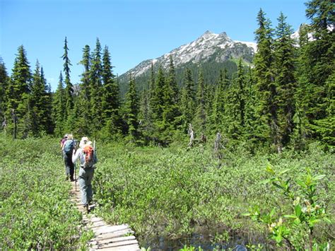 Rainbow Lakes Trail - Colorado | AllTrails.com