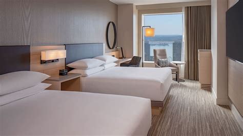 Downtown Seattle Hotel Rooms & Suites | Hyatt Regency Seattle