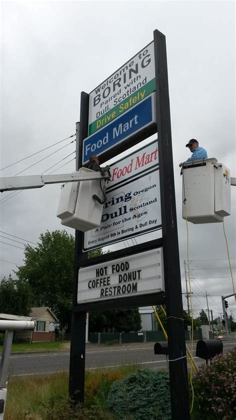 Boring sign installed in time to welcome Dull visitor: Boring & Dull partnership - oregonlive.com