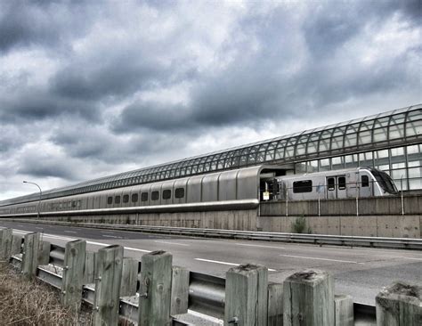 Station Fixation: Yorkdale