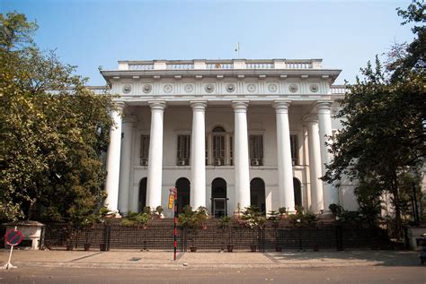 Kolkata's Colonial Architecture in 6 Impressive Buildings