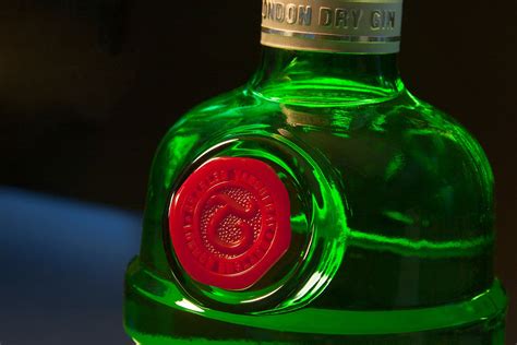 Tanqueray Gin Reviews and Cocktails