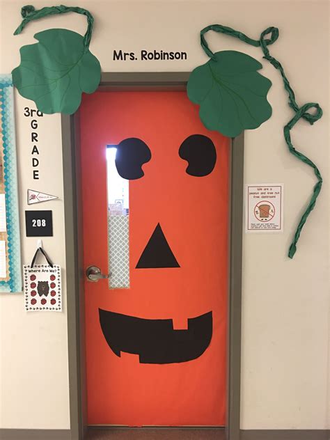 Halloween door | Door decorations classroom, Halloween door decorations, Classroom door