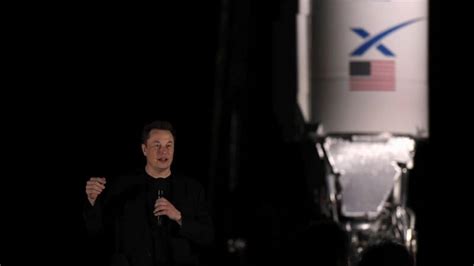 Elon Musk's SpaceX might launch Starship to the moon sooner than 2024 ...