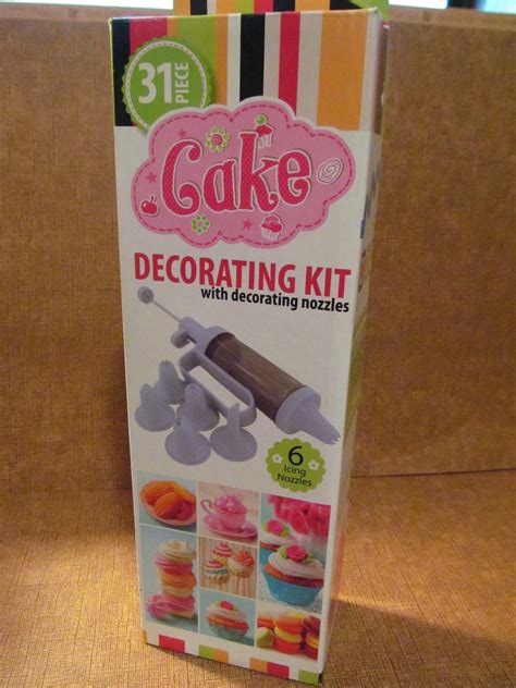 The Minister's Wife : A Fun Cake Decorating Kit For Adults And Kids!