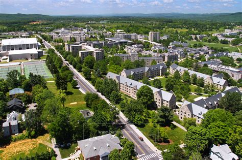 Ivan Morozov | Virginia Tech Campus Flyover (2014-05-23)