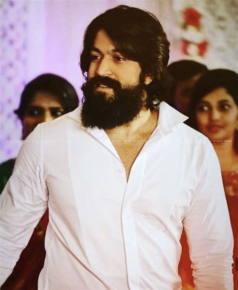 Yash (Kannada Actor) Biography (Career, Height, Family, Education and ...