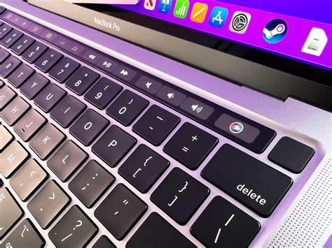 MacBook Pro M2 13-Inch Review: Familiar Design, New Apple M2 Chip - CNET