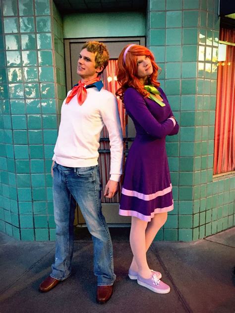 Fred and Daphne Couple Costumes | Daphne and fred costume couple, Daphne and fred costume ...