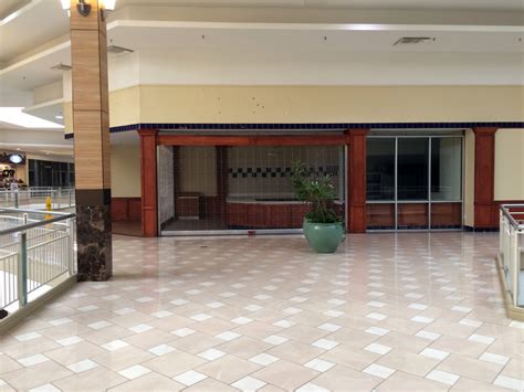 DEAD MALL BLOG — dead-malls: Madison Square Mall. Huntsville, AL....