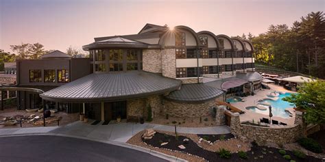 Sundara Inn & Spa - Wisconsin Dells for Adults | WisDells