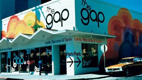 The Original Locations of 15 Famous Chain Stores | Mental Floss