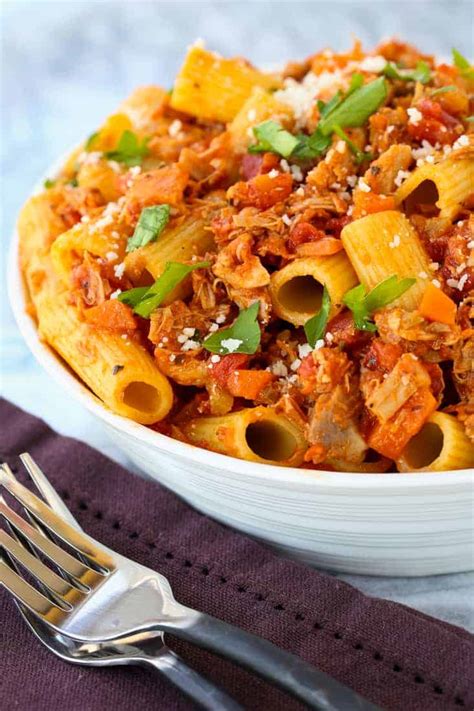 Easy Turkey Bolognese - Mantitlement