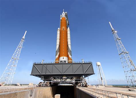 NASA Space Launch System Completes Design Review, Ready to Meet the Challenges of the Journey to ...