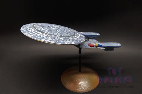 Model Kit | Star Trek™ U.S.S. Enterprises NCC-1701-D SNAP AMT1126M/12 plastic model toy