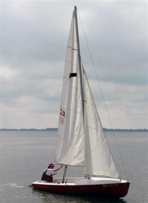 Chrysler Mutineer sailboat for sale