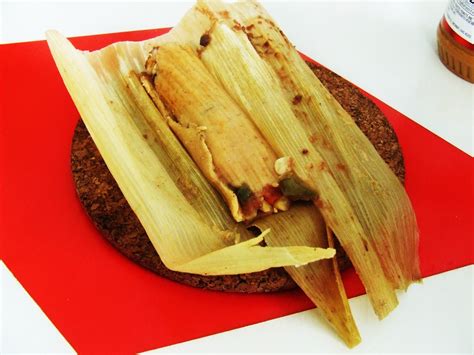 Thoughtful Eating ~ Vegetarian Style: VEGAN TAMALES