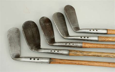 Set of Hickory Shafted Golf Clubs at 1stdibs