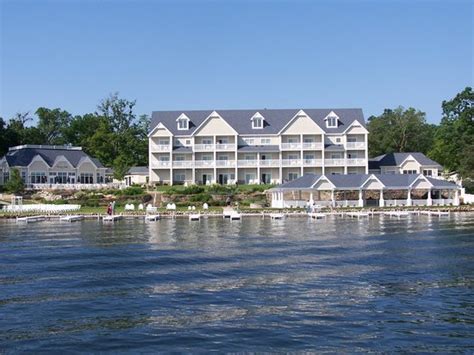 Bay Pointe Inn & Restaurant (Shelbyville, MI) - Inn Reviews - TripAdvisor