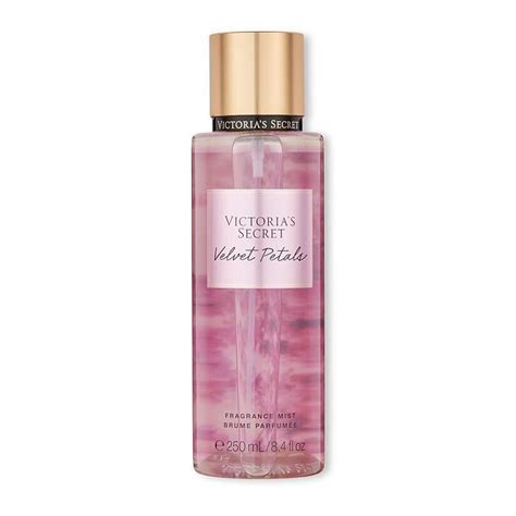 Victoria's Secret Fragrance Mist - Velvet Petals – HeyGirl.pk