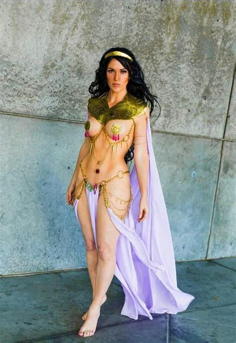 Dejah Thoris cosplay : u/NakedJoker1965