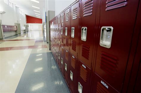 In Austin Public Schools, Lockers Are Becoming a Thing of the Past | Texas Standard