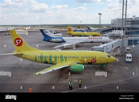 Domodedovo International Airport Stock Photo - Alamy