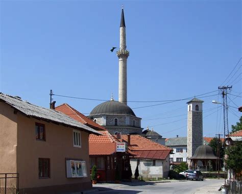 Montenegrin Muslims Celebrate End of Ramadan