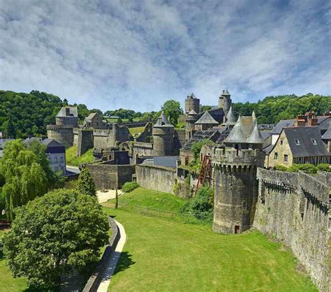 Best Castles in Brittany - Historic European Castles