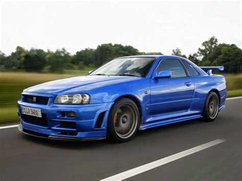 Fast cars here !: The R34 GT-R Skyline