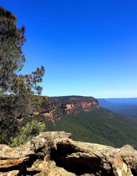 Hiking the National Pass, Blue Mountains | Adventurous Trails | Blue ...