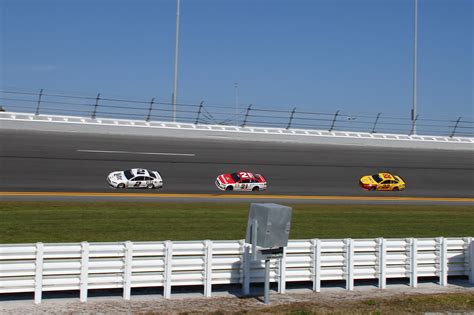 Daytona 500 Qualifying 308 – RacingJunk News