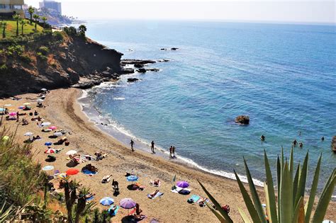 Andalucía Viajes: Playa Benalnatura en Benalmádena