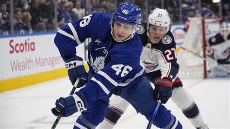 Maple Leafs Roster Moves Ahead of Showdown with Blackhawks | Yardbarker