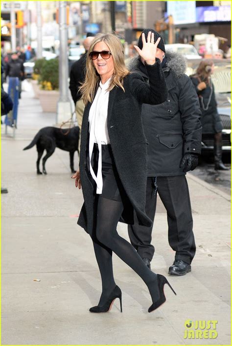 Jennifer Aniston is Happy to Be Discussing 'Cake' & Not Her Personal Life: Photo 3284936 ...