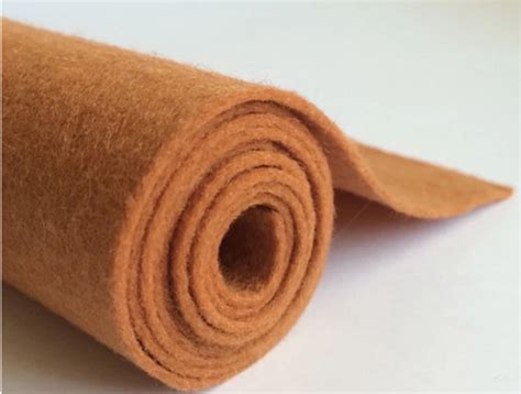 wool felt manufacturer with best quality felting wool supplies.