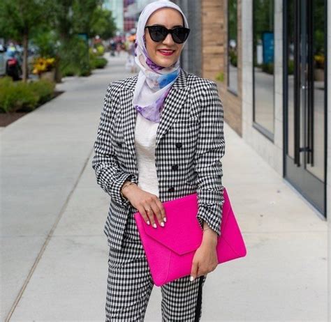 20 Modest Ways to Wear Hijab At Work Elegantly