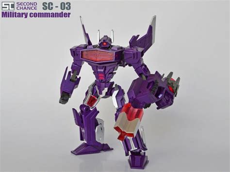 Unofficial “War for Cybertron” Shockwave – BattleGrip