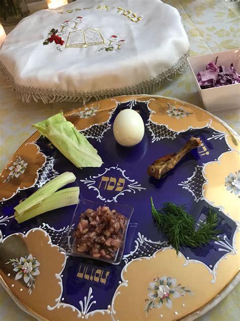 Pin by Shesielle on Passover Seder Table Setting | Passover seder table, Seder table, Seder