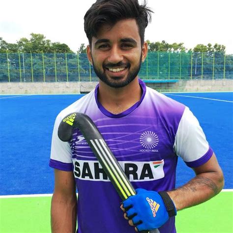 Manpreet Singh (Field Hockey) Height, Age, Girlfriend, Wife, Family ...