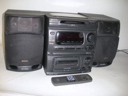 Aiwa NSX 4000 3 CD Bookshelf Stereo System w Built in Karaoke Remote