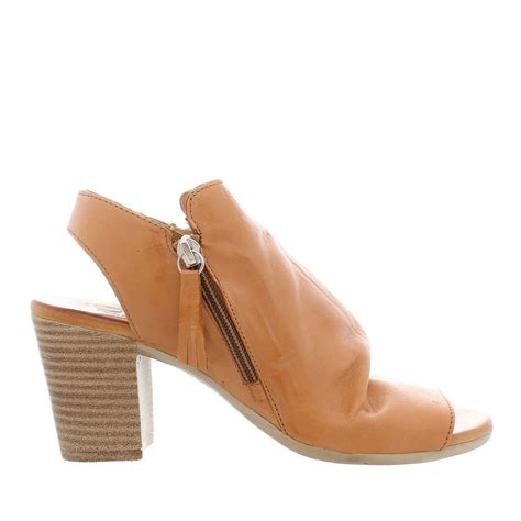 Carl Scarpa Kite Tan Block Heel Sandals | Jarrold, Norwich