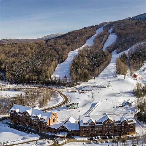 Burke Mountain Hotel: Resort with Timber Frame Accents