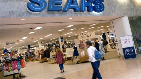 Sears to open all appliance store