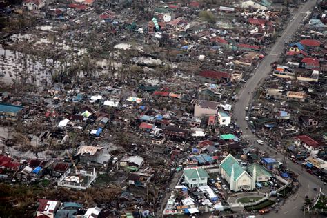 Tacloban: Summit to learn from Typhoon Haiyan | UN-SPIDER Knowledge Portal