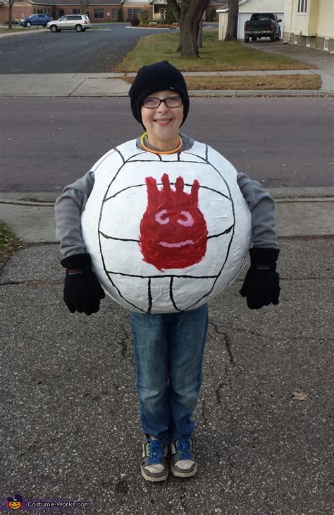 DIY Wilson Costume