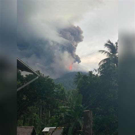 Papua New Guinea volcano erupts, forcing villagers to flee – EMTV Online