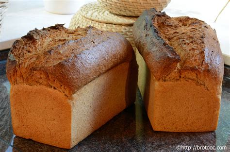 Sandwich-Brote: Dunkles Sandwichbrot | der brotdoc